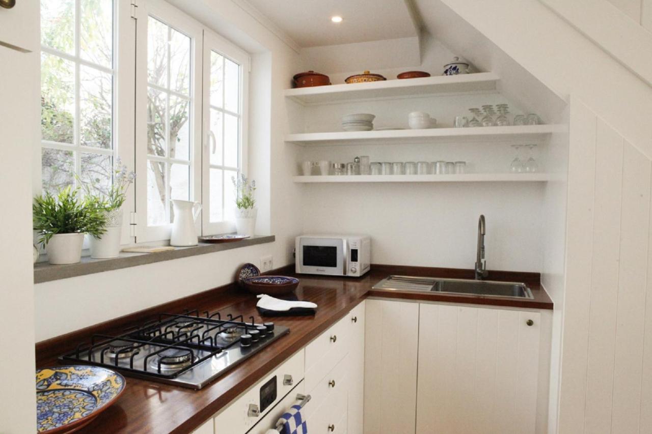 Cushy Apartment With Garden In エストリル エクステリア 写真
