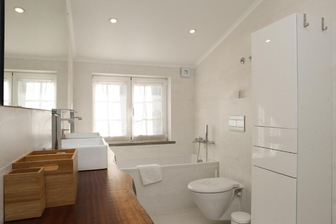 Cushy Apartment With Garden In エストリル エクステリア 写真