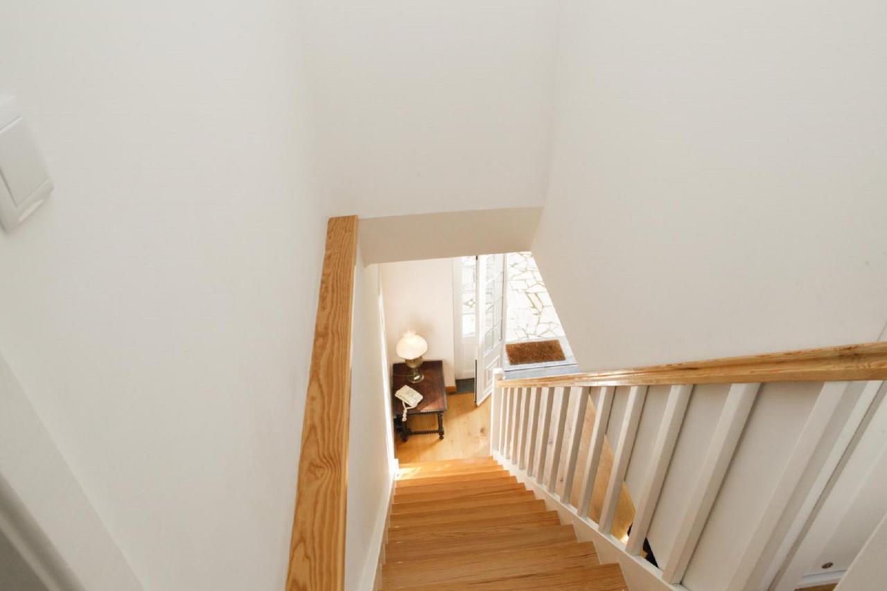 Cushy Apartment With Garden In エストリル エクステリア 写真